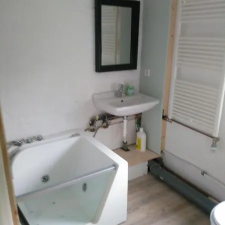 Ruhe Und Erholung Mit Whirlpool